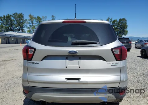 2019 Ford Escape Titanium из США, поврежденный, VIN 1FMCU0J92KUB62184